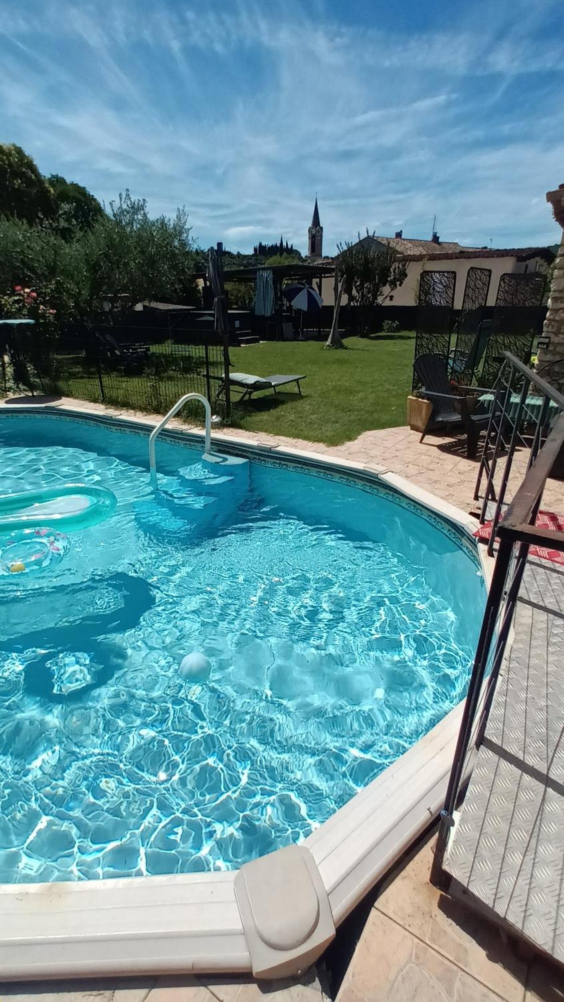 Chambres D'Hotes & Jacuzzi - A L'Ombre Des Amandiers Saint-Martin-dʼArdèche Exteriör bild